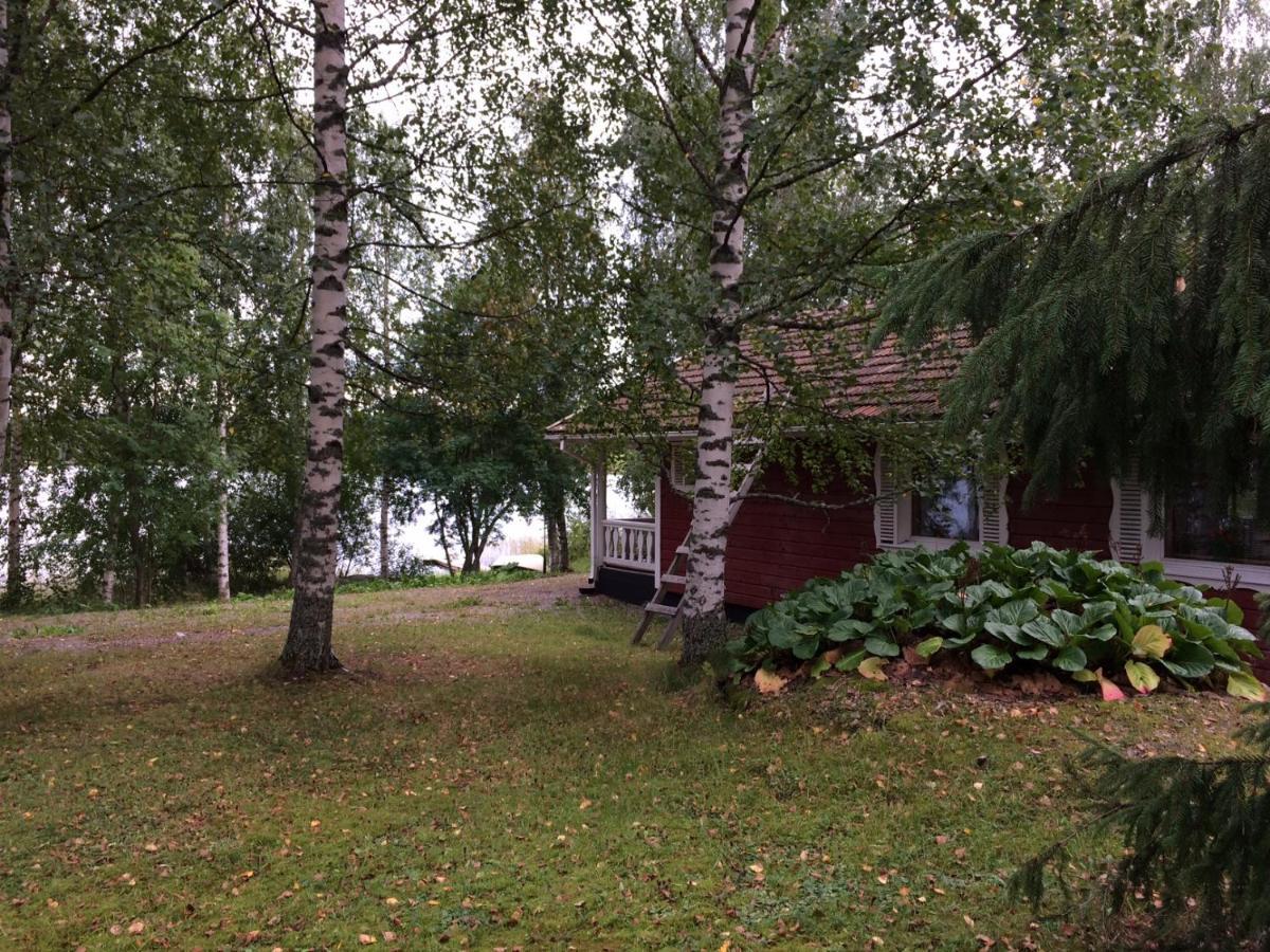 Rissalan Lomamoekit Villa Juankoski Kültér fotó